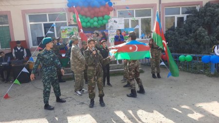 Sabirabad rayon Qaratuğay tam orta məktəbində Zəfər bayramında Qazilərlə görüş keçirildi