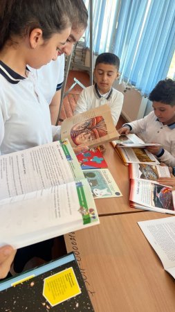 Şirvan şəhər Elçin İmanov adına 10 nömrəli tam orta məktəbin direktoru Arif Əliyev peşəkarlığı və qayğıkeşliyi ilə seçilən insandır