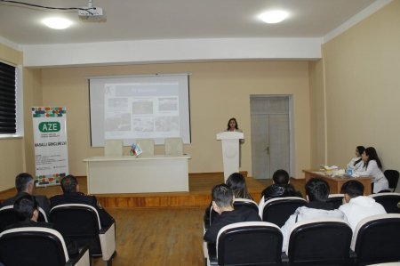 Vidadi Nəzərov insanlara maksimum diqqət və qayğıyla yanaşır, onların problemlərini həll edərək, onların dövlətimizə və Prezidentimizə inamını artırır!