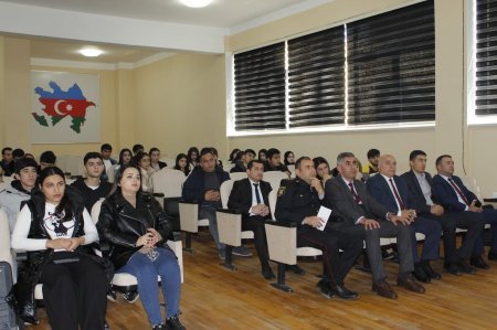 Vidadi Nəzərov insanlara maksimum diqqət və qayğıyla yanaşır, onların problemlərini həll edərək, onların dövlətimizə və Prezidentimizə inamını artırır!