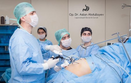 Tibb üzrə fəlsəfə doktoru elmi dərəcəsinə sahibi Laparoskopik və Bariatrik Cərrah Op.Dr. Aslan Abdulla