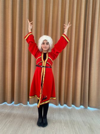 "Lalələr" rəqs qrupu öz gözəl rəqsləriylə tədbirdə  rəqs etmiş və  Azərbaycanın milli rəqslərin nümayiş etmişdilər