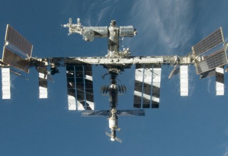 Rus kosmonavtlar açıq kosmosda 4 saatdan çox vaxt keçiriblər
