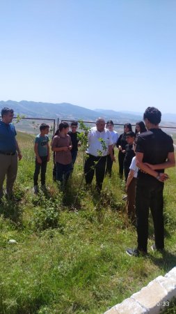 Zəhmədabad kənd tam orta məktəbində təhsil yüksək səviyyədədir