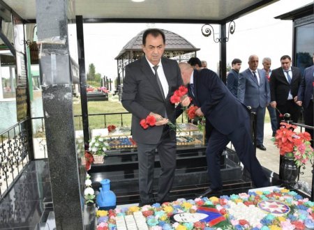 Taleh Qaraşov hər zaman şəhid ailələrinin yanındadır - ÖZƏL