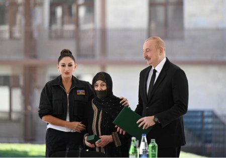 Ceyran Aslanova:  Bu gün Ulu Öndərin və Qarabağın azadlığı amalı ilə bütün həyatdan gedənlərin ruhları şaddır