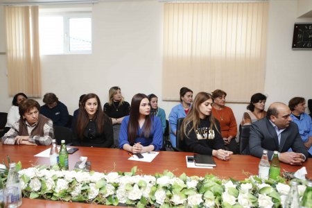 Şirvan Şəhər İcra Hakimiyyətinin başçısı İlqar Abbasov növbəti səyyar görüş keçirib