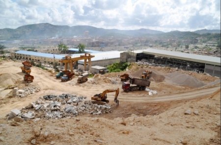 Çində asma körpü uçdu - Ölənlər var