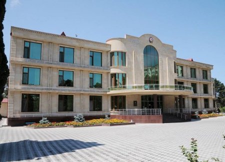 Abşeron Rayon İcra Hakimiyyəti başçısının müavini İlkin Əsədov vəzifəsini şərəflə yerinə yetirir.